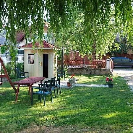 Timea Vendeghaz Holiday home Badacsonytomaj